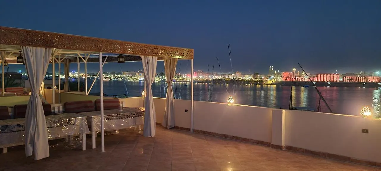 Senmut Luxory Apartments 0*, Luxor