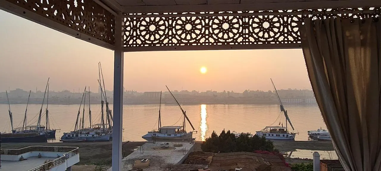 Senmut Luxory Apartments  Luxor