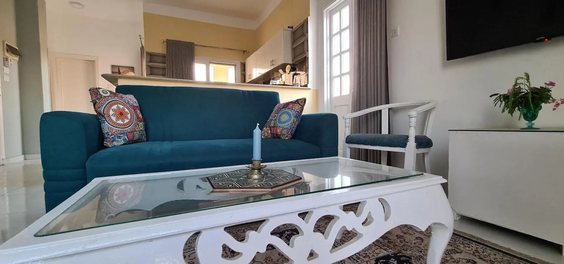 Senmut Luxory Apartments